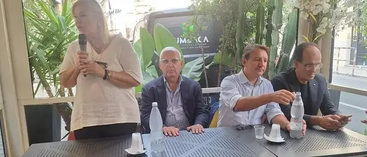 Suppletive, Tridico a Reggio per sostenere Frank Benedetto: «Il nostro modo di fare politica è stare tra la gente»\n