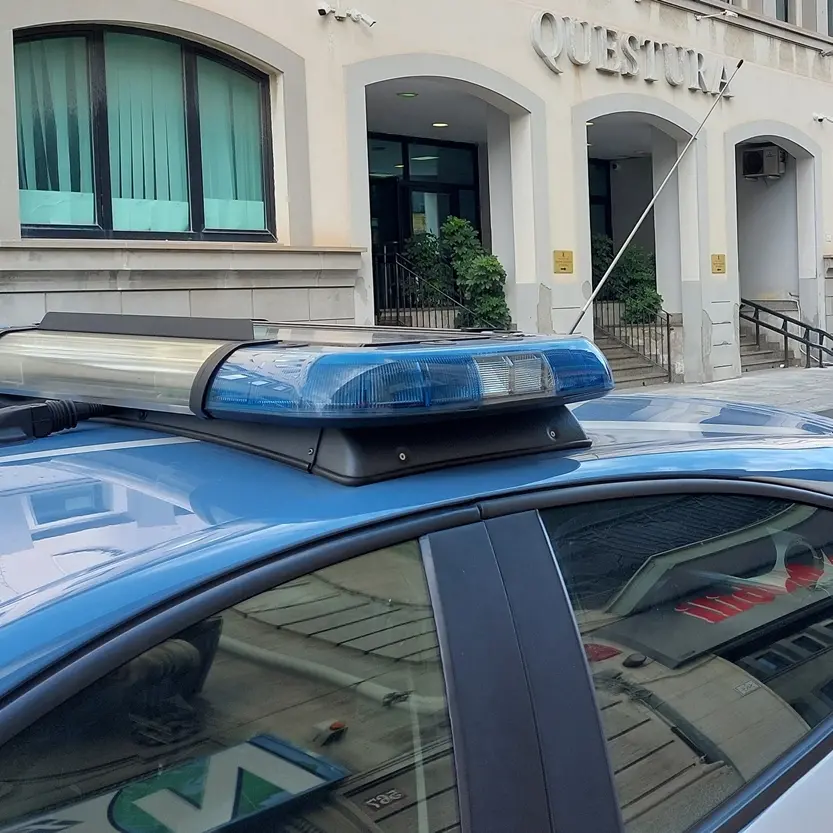 Reggio, 74enne si era allontanato da casa allarmando\u00A0i\u00A0familiari: la polizia\u00A0lo rintraccia\u00A0al pronto soccorso del Gom\u00A0\u00A0\n\n\n