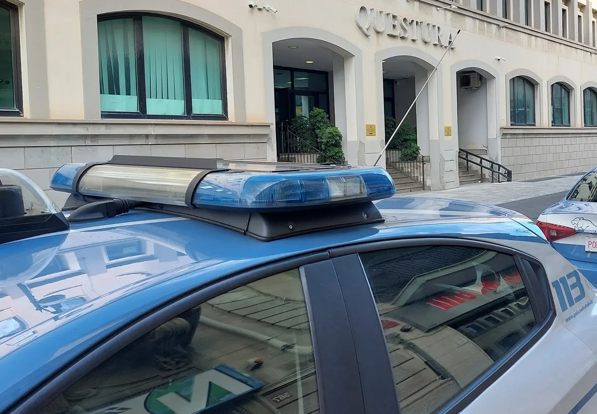 Reggio, 74enne si era allontanato da casa allarmando\u00A0i\u00A0familiari: la polizia\u00A0lo rintraccia\u00A0al pronto soccorso del Gom\u00A0\u00A0\n\n\n