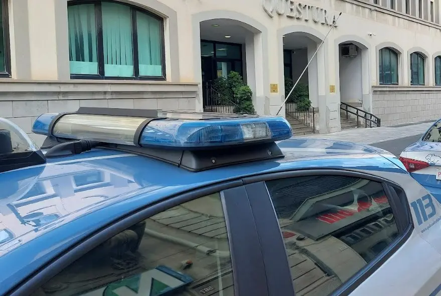 Reggio Calabria, 74enne si allontana da casa: rintracciato dalla polizia in ospedale\n