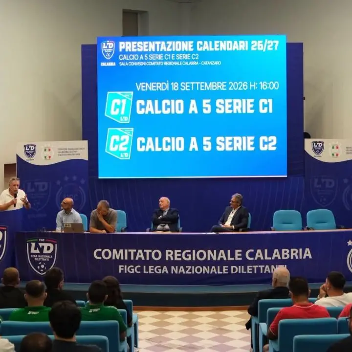 Futsal calabrese, presentati i calendari di C1 e C2: il movimento rilancia tra grandi numeri, premi e stelle del calcio\n