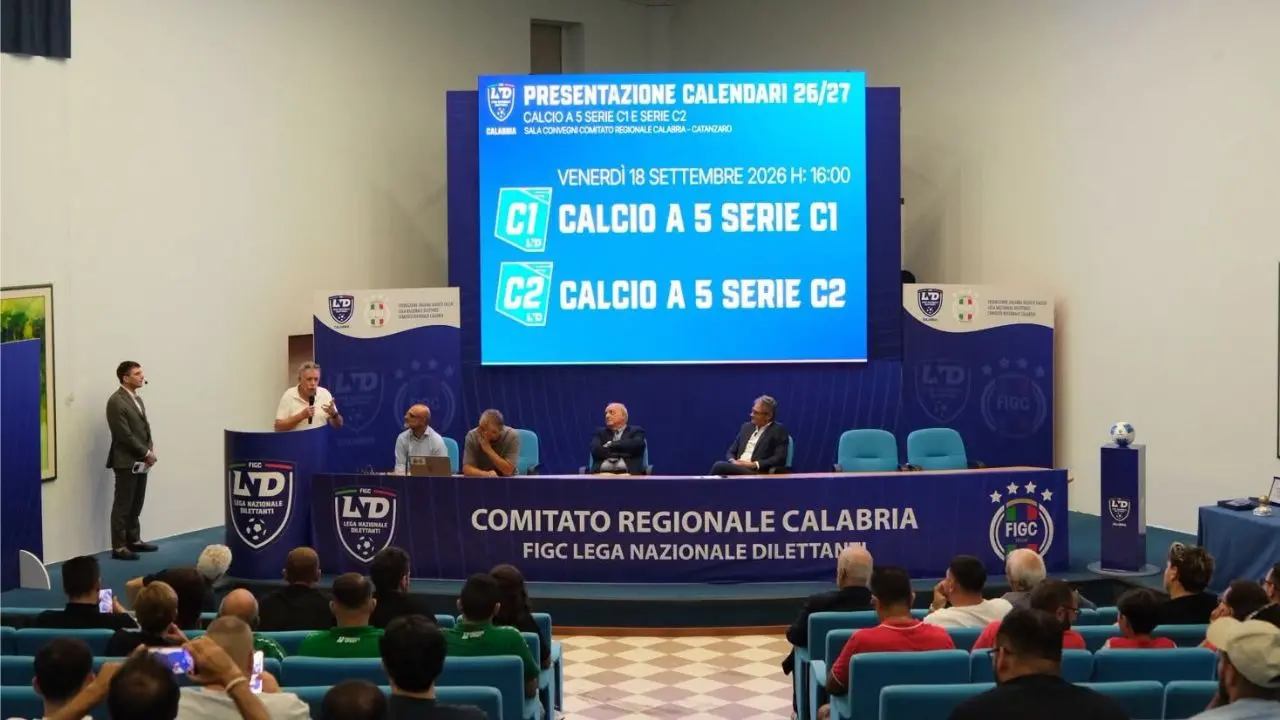 Futsal calabrese, presentati i calendari di C1 e C2: il movimento rilancia tra grandi numeri, premi e stelle del calcio\n
