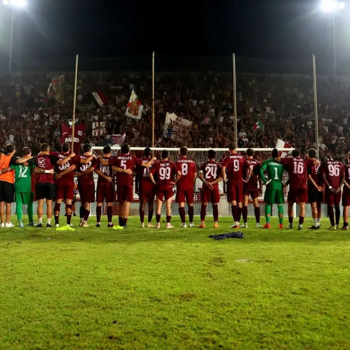 Reggina, un avvio da padrona: vertice solitario e un dominio assoluto anche nei numeri di inizio stagione\n