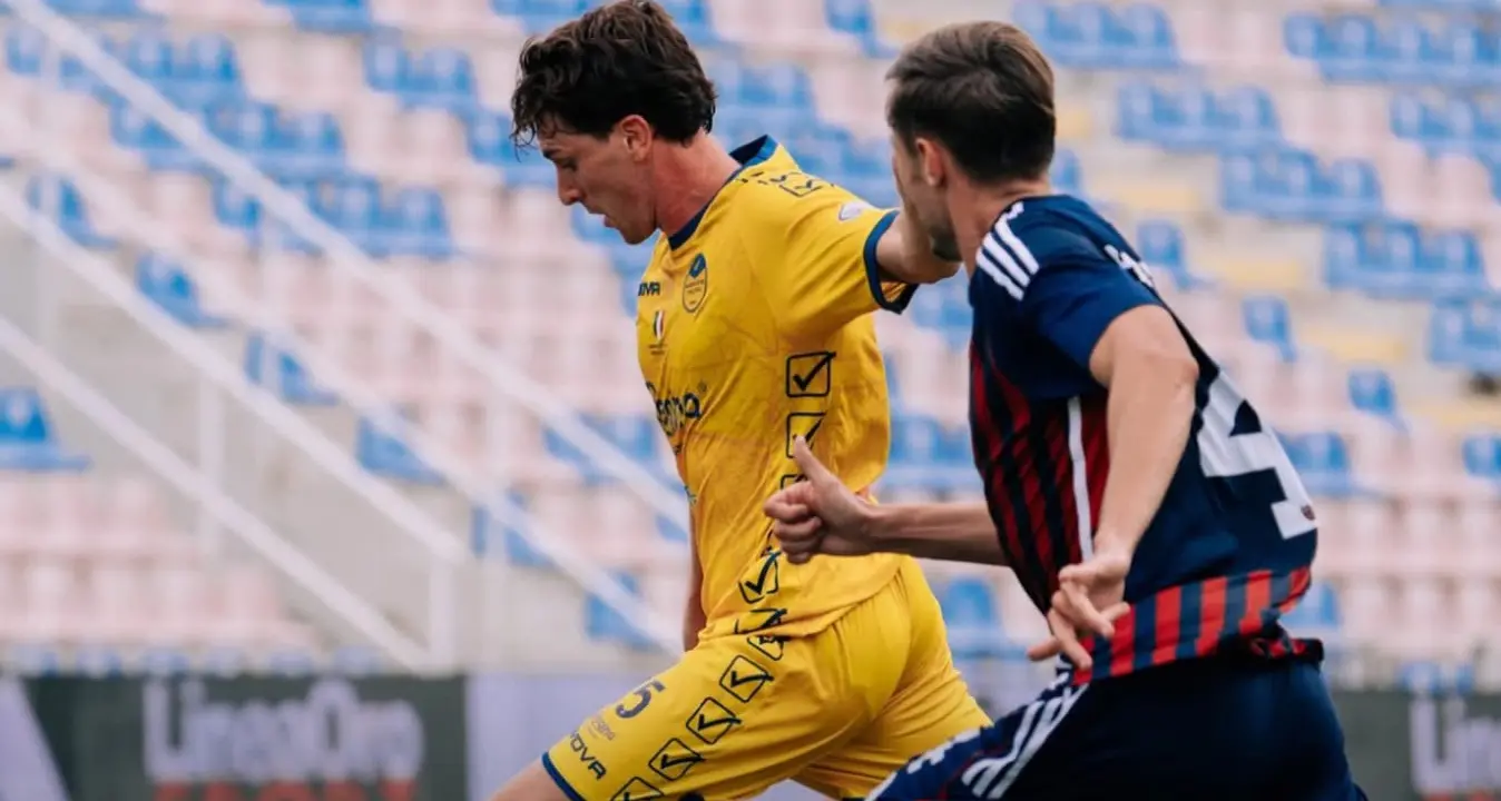 Cosenza, il brodino è ancora freddo: lupi raggiunti nel finale dalla Scafatese (1-1)\n