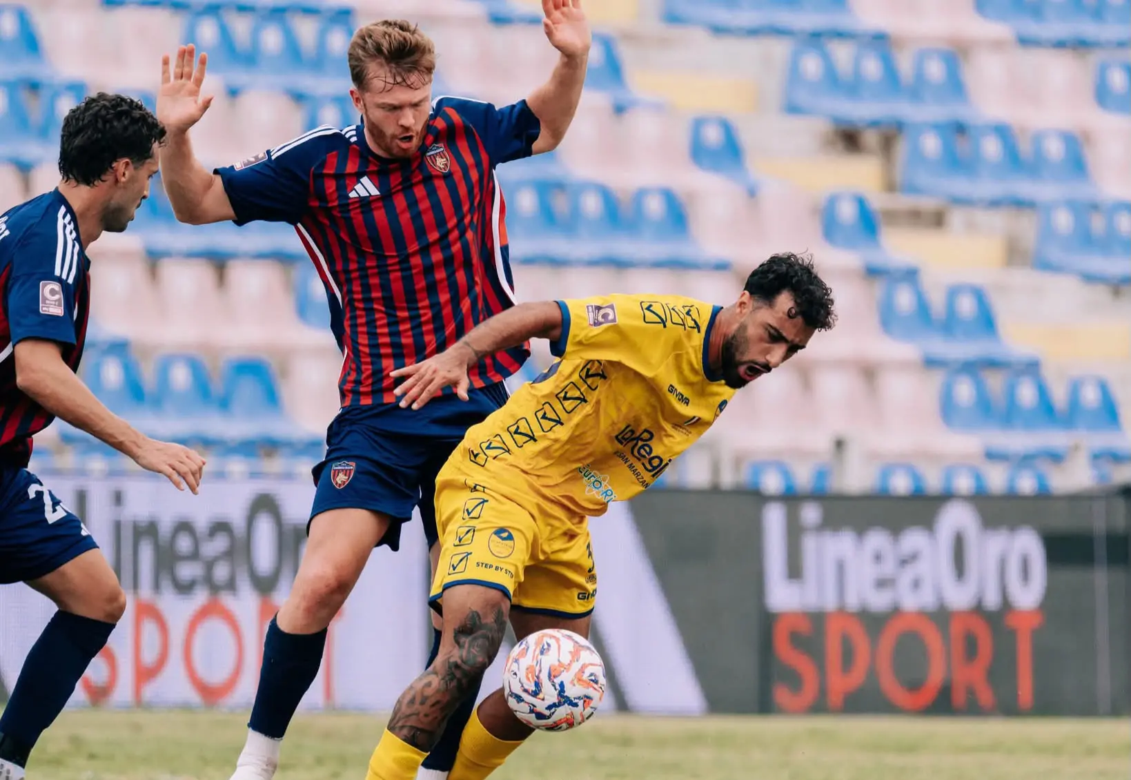 Cosenza-Scafatese: McJannet è il migliore, errore grave di Achour\n