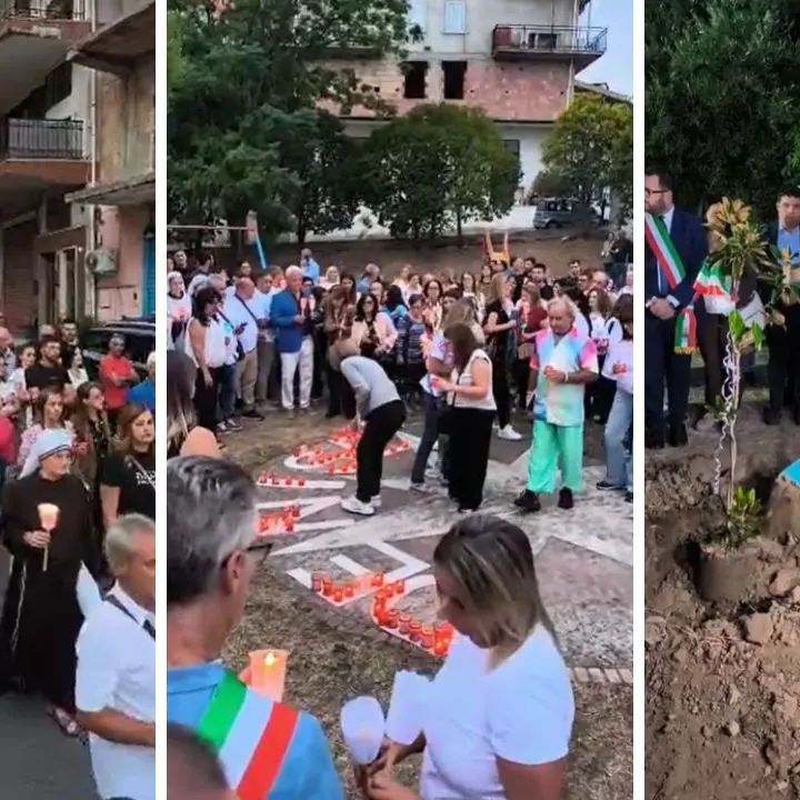 «Tutti abbiamo fallito»: centinaia di persone in piazza a Petilia contro la ’ndrangheta per l'addio a Denise Cosco\n