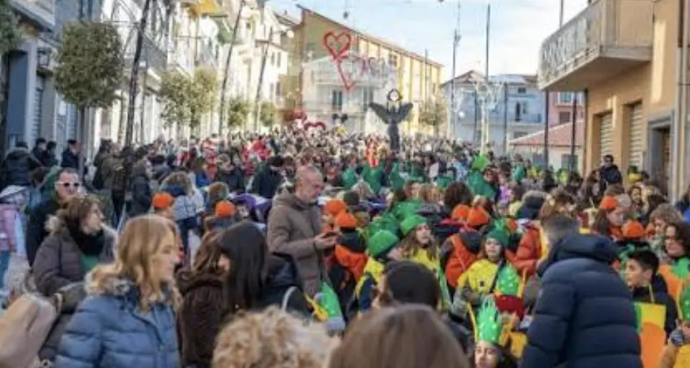 San Giovanni in Fiore, salta la Fiera d’Autunno: Ugl chiede spiegazioni al sindaco Barile\n