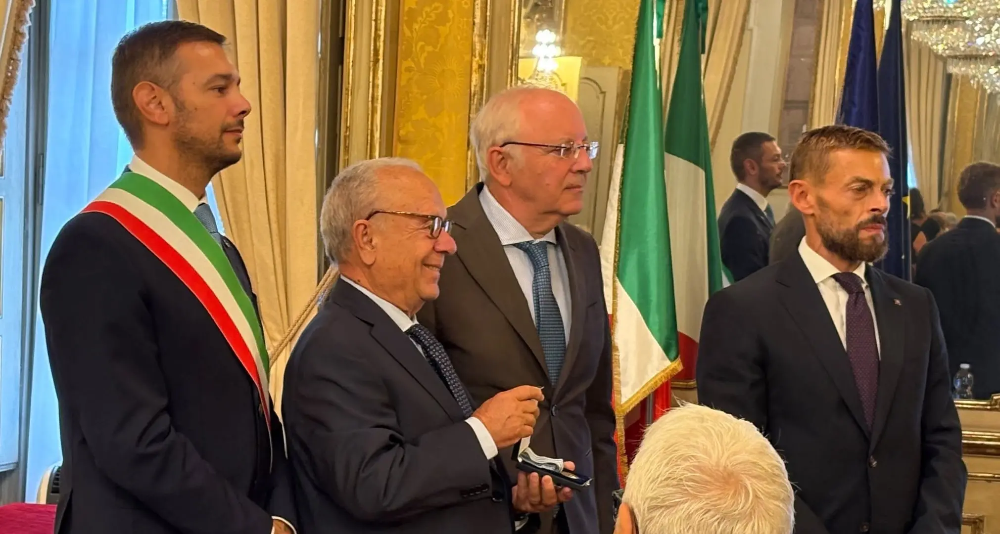 Reduci della Seconda guerra mondiale, il vibonese Fortunato Mesiano insignito a Torino della medaglia d'onore alla memoria\n