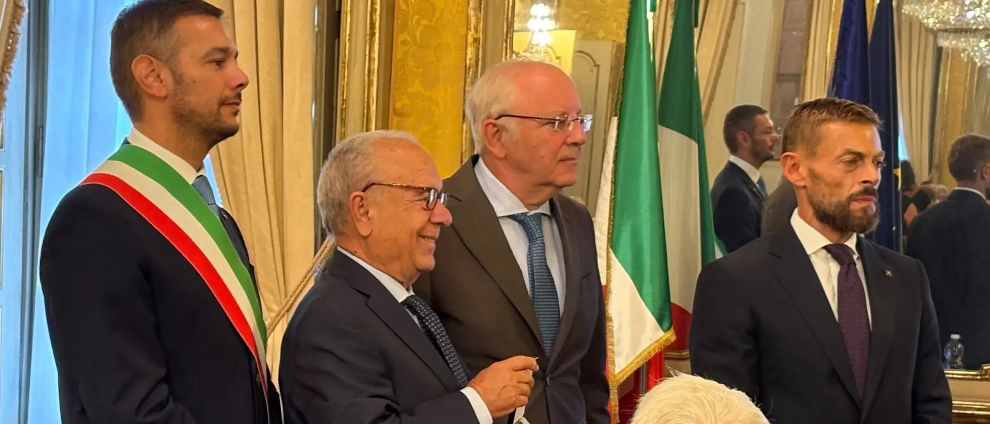 Reduci della Seconda guerra mondiale, il vibonese Fortunato Mesiano insignito a Torino della medaglia d'onore alla memoria\n