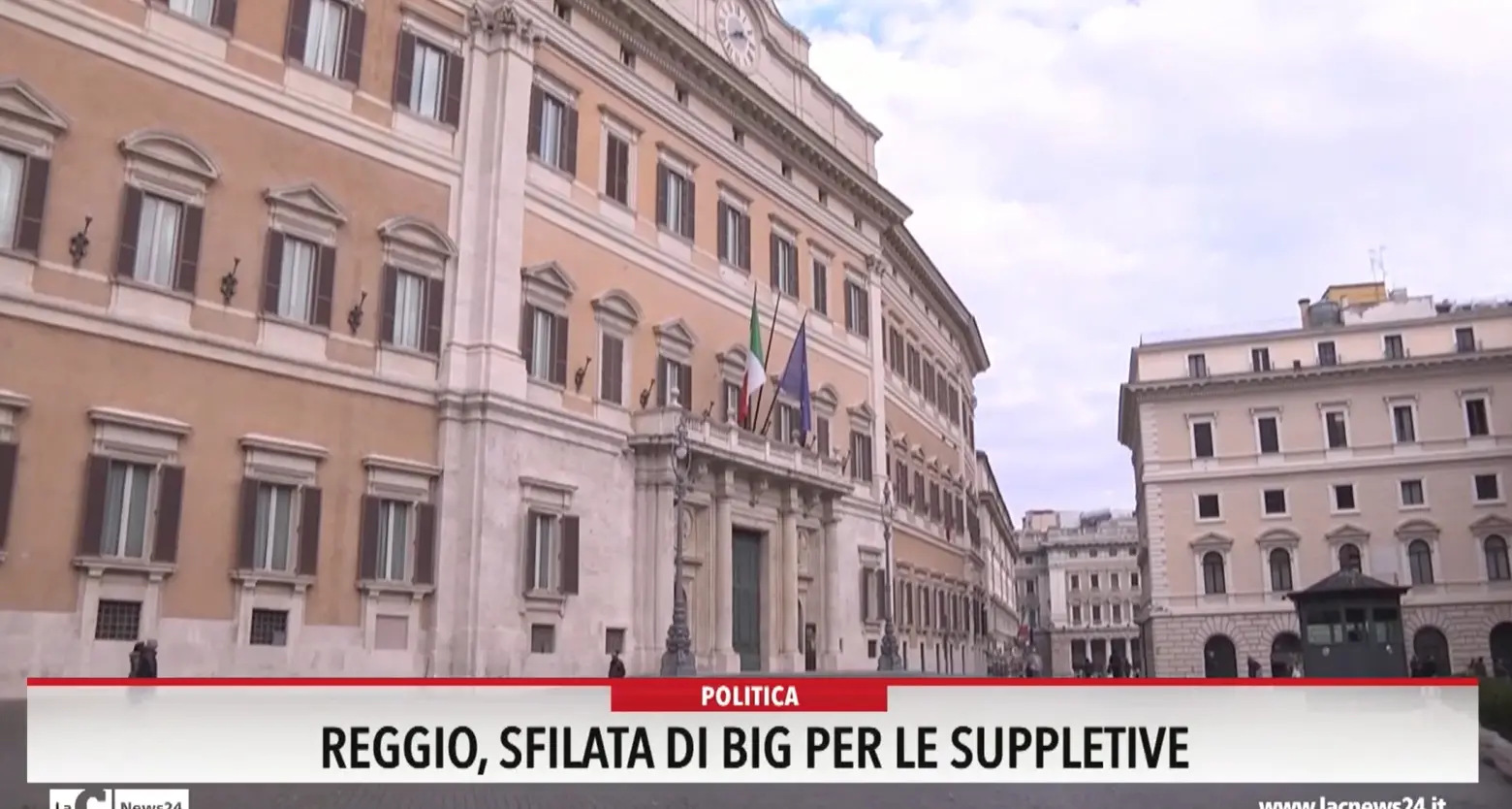 Reggio, sfilata di big per le suppletive