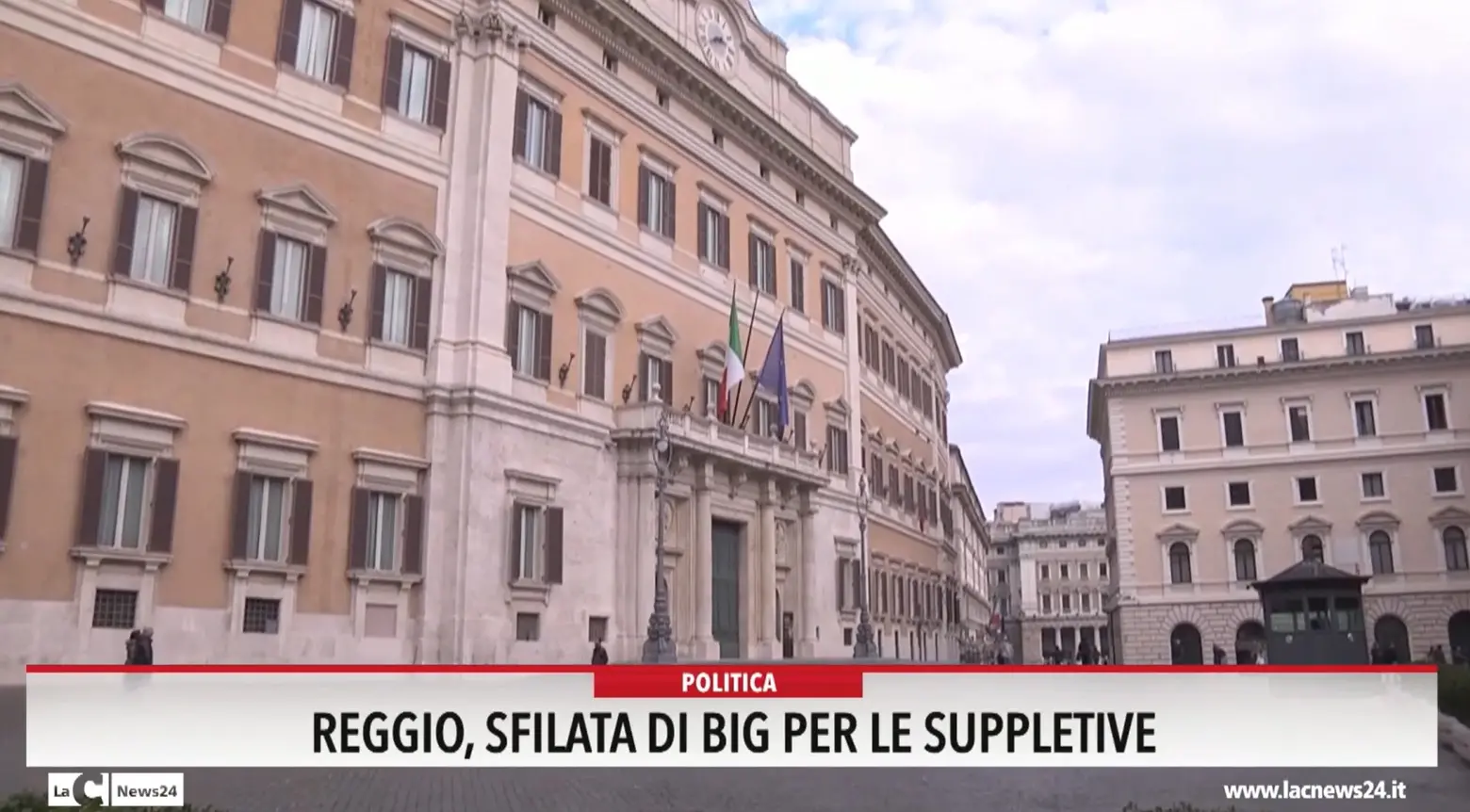 Reggio, sfilata di big per le suppletive