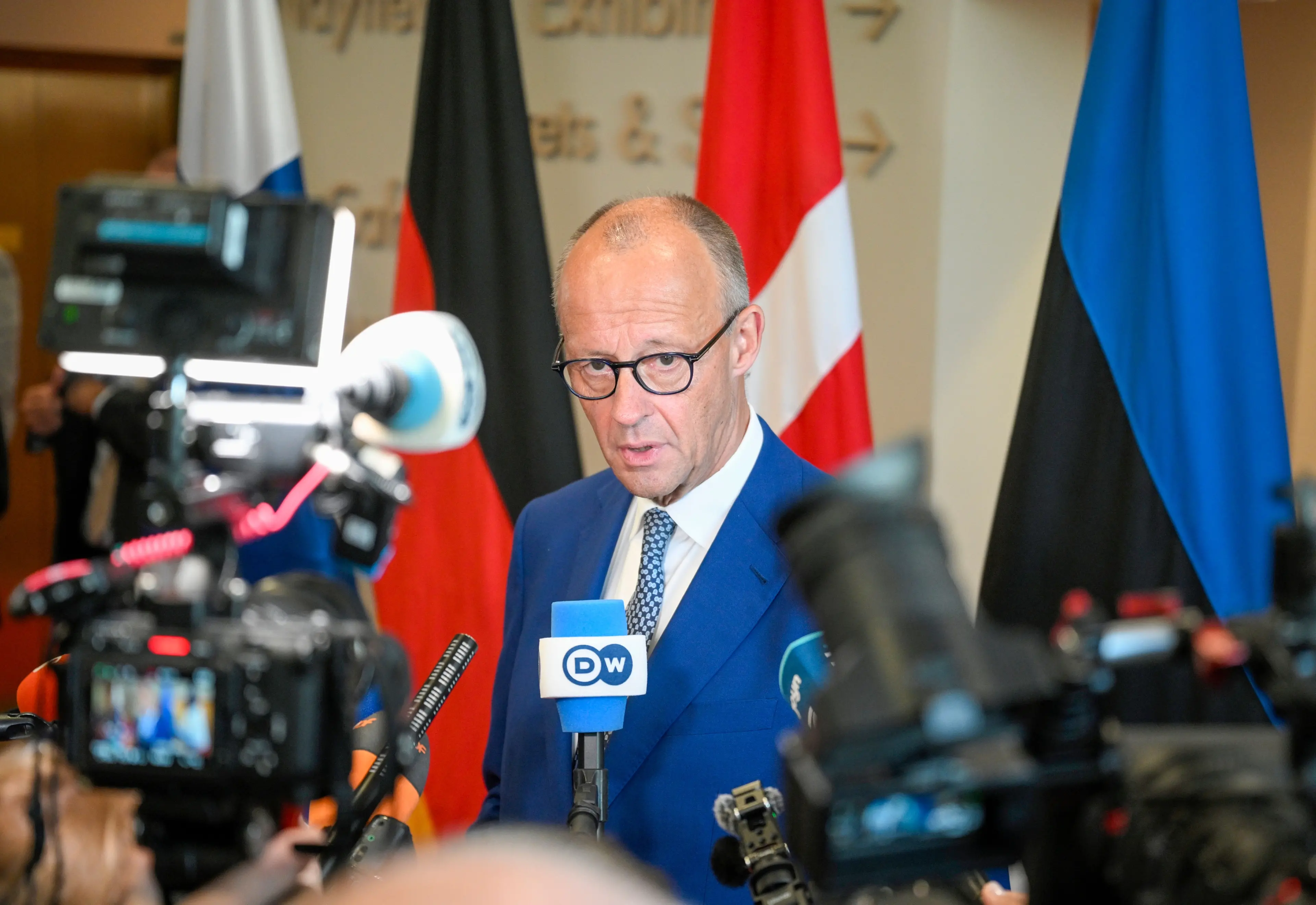 Germania, doppio schiaffo a Merz: AfD vince a Est, Linke conquista Berlino e la Cdu crolla\n