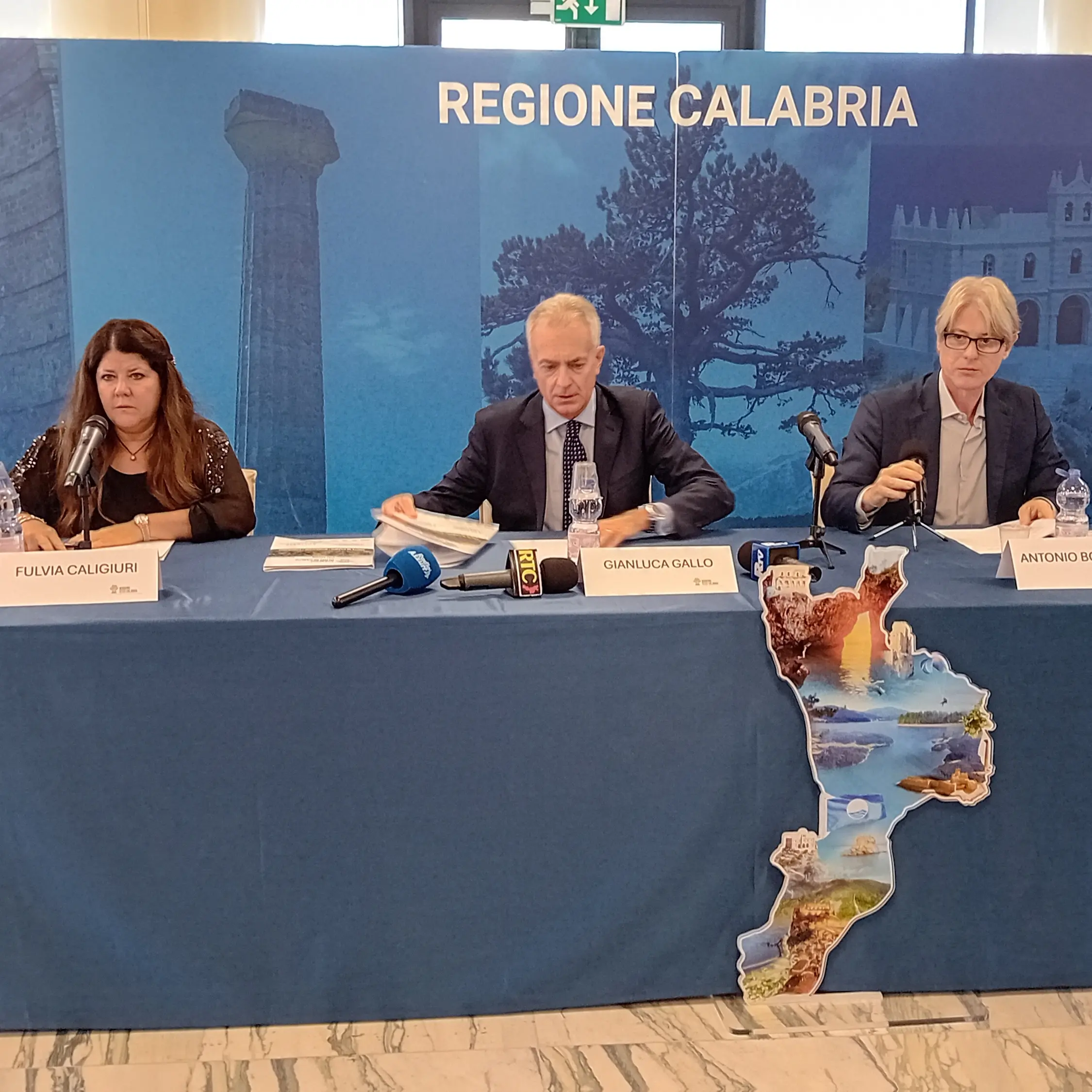 <p>Per la prima volta l’Academy olivo approda in Calabria. Gallo: «Al via in questi giorni gli interventi per contrastare la xylella»</p>