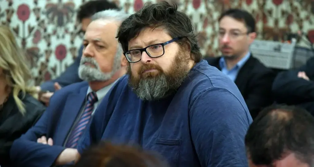 Mario Adinolfi va in carcere:\u00A0violati i divieti imposti ai domiciliari, stava sui social\n