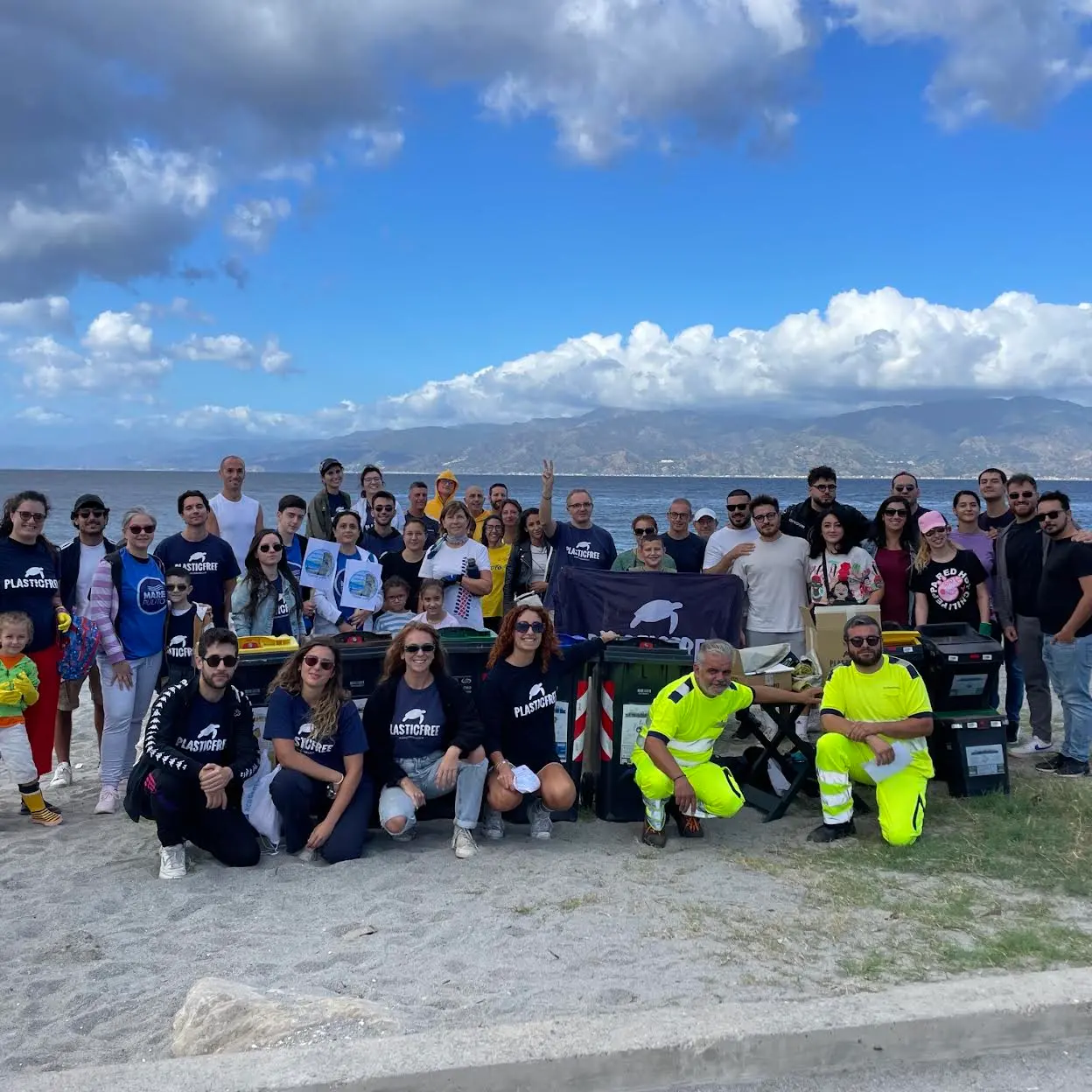 Sea & Rivers 2026, Plastic Free torna in azione a Reggio Calabria: sabato un nuovo appuntamento al Parco Lineare Sud\n