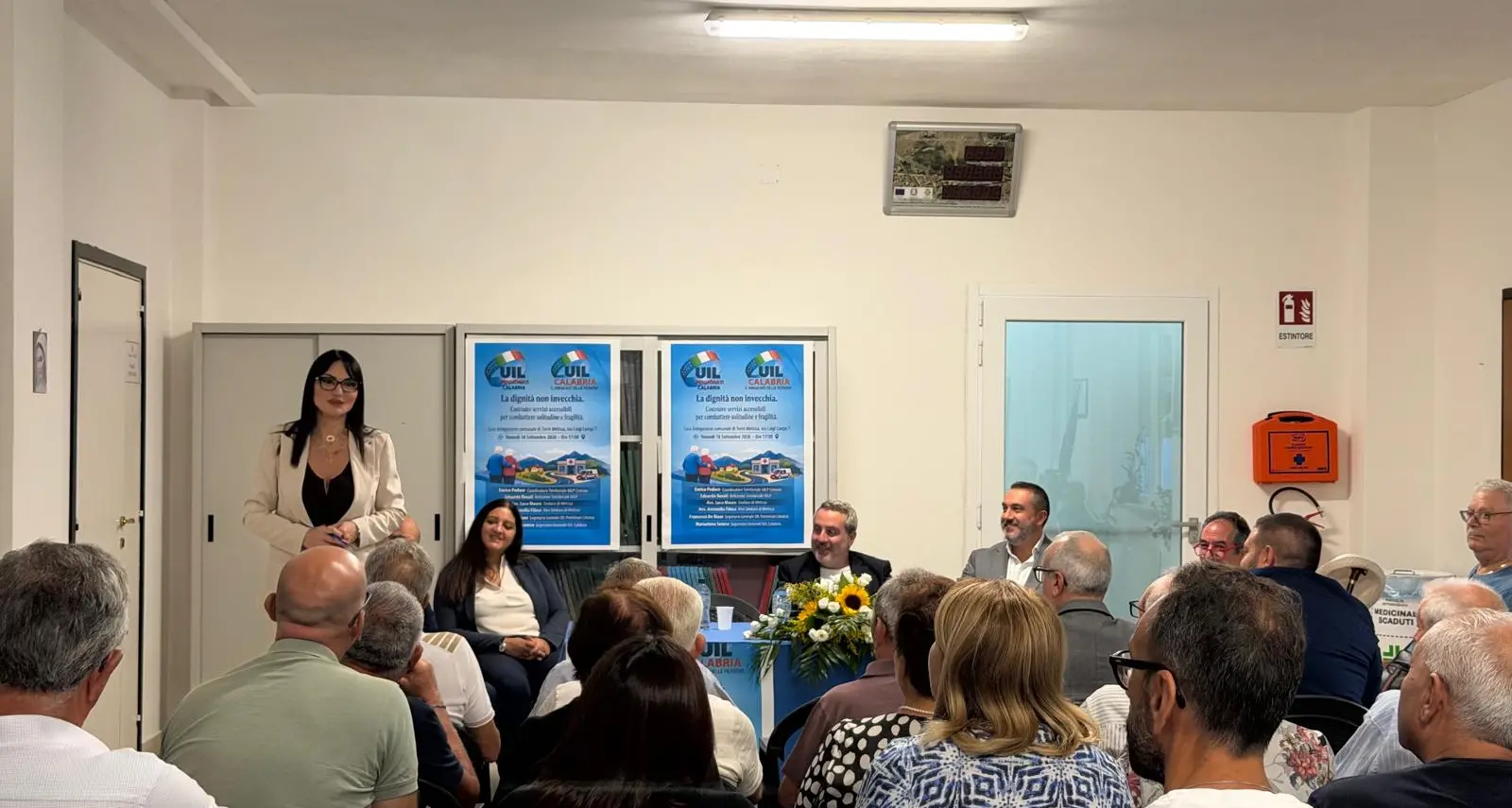 “La dignità non invecchia”: a Torre Melissa il dibattito della Uil su anziani, servizi e contrasto alla solitudine\n