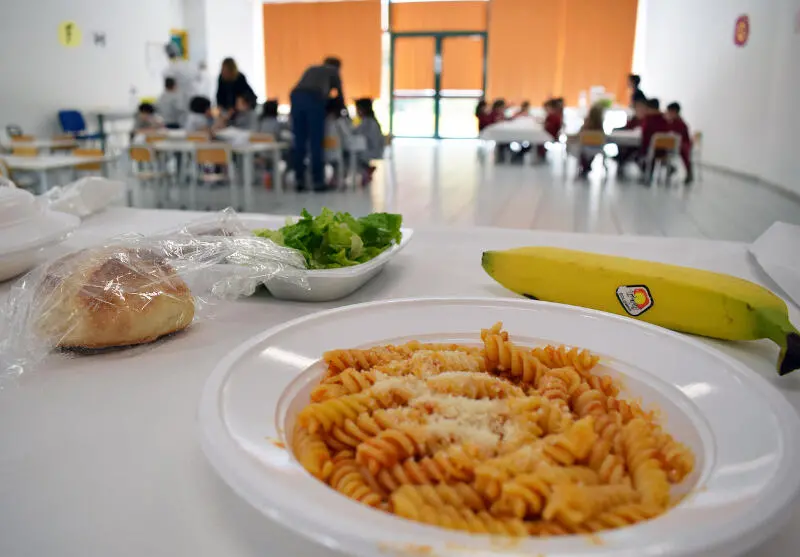 Scuola, pubblicate le graduatorie per i buoni pasto dell’anno scorso – LINK