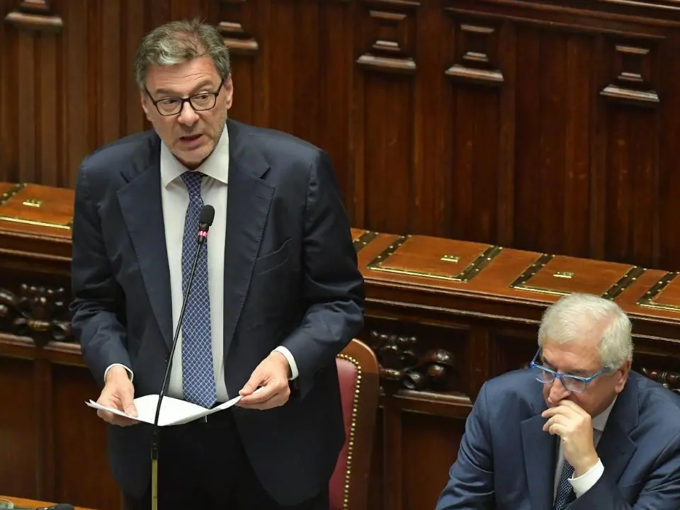 Deficit al 3,1% e Pil rivisto al rialzo in Italia, il ministro Giorgetti: «Rammarico, uscita dalla procedura nel 2027»