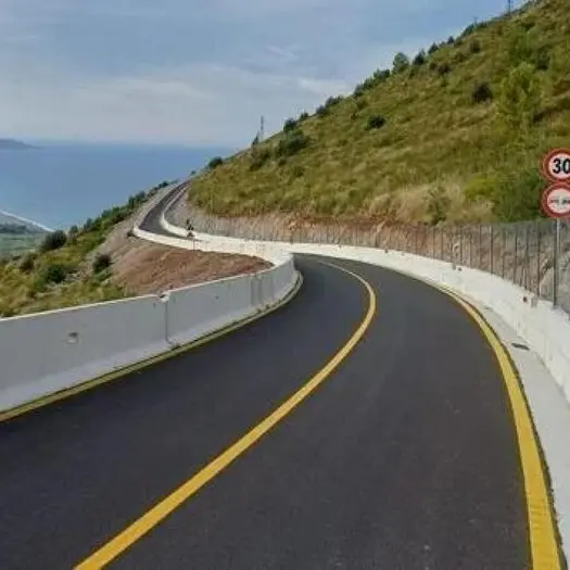 Odissea per 150 famiglie\u00A0calabresi,\u00A0bus costretti alla deviazione nel viaggio tra l’Alto tirreno cosentino e Maratea\n
