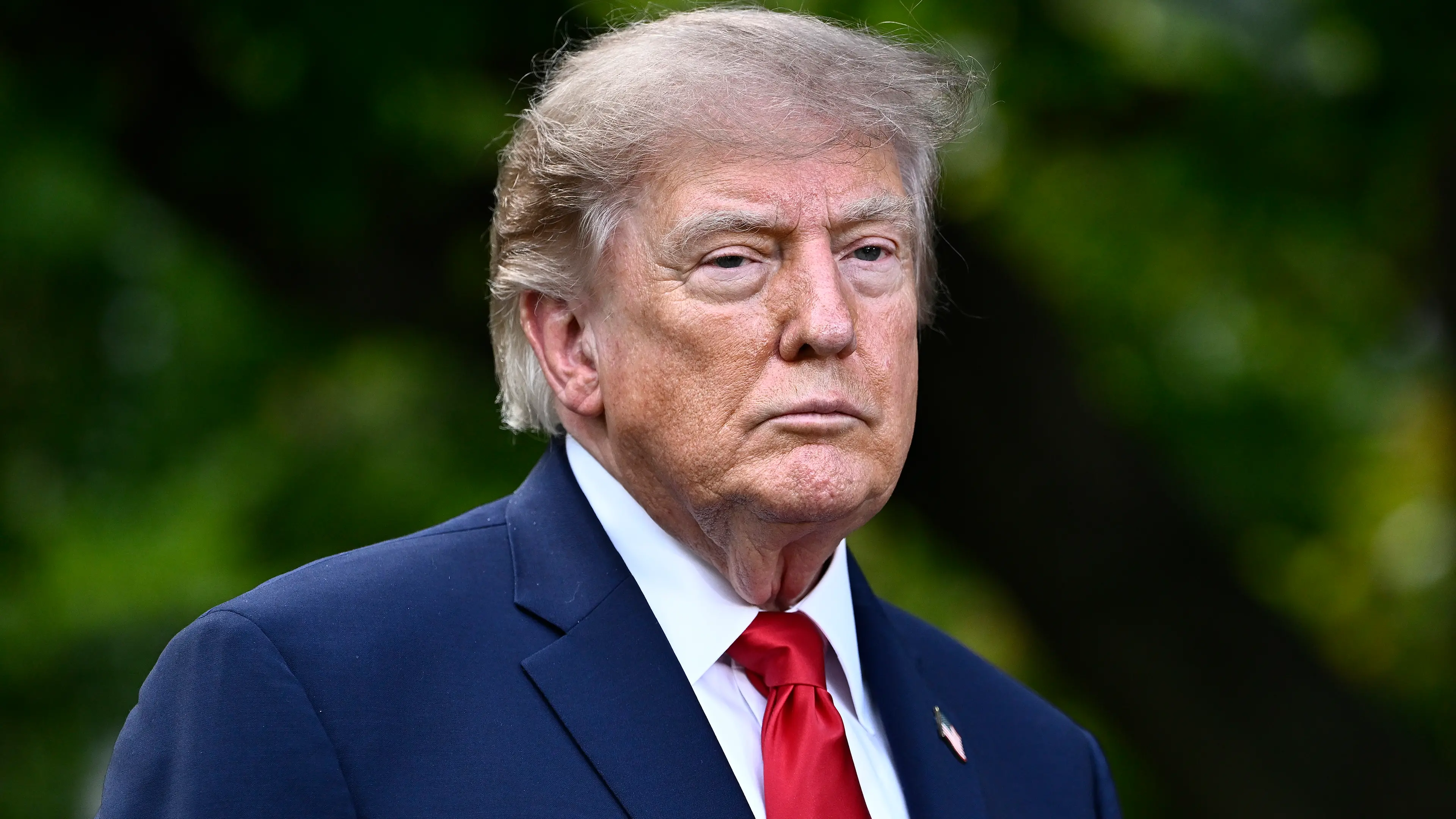 IPA88818967 - President Donald Trump attends a joint press conference with York City Mayor Zohran Mamdani after their private meeting at Gracie Mansion on Manhattan\\'s Upper East Side, September 21, 2026. President Trump is in New York City for the 81st United Nations General Assembly (UNGA81). (Photo by Anthony Behar/Sipa USA) , Anthony Behar/Sipa USA