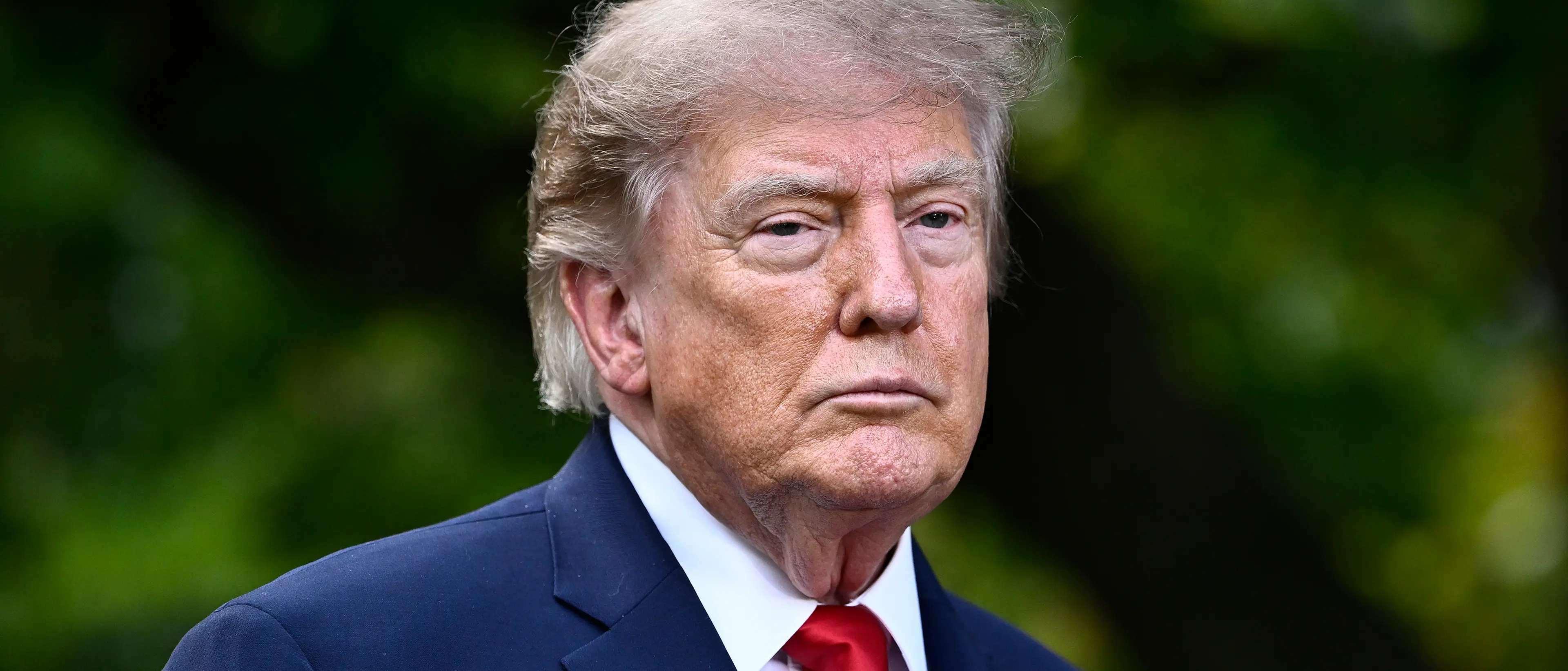 Trump precipita nei sondaggi: consenso al 29%, sette americani su dieci bocciano la sua politica\n