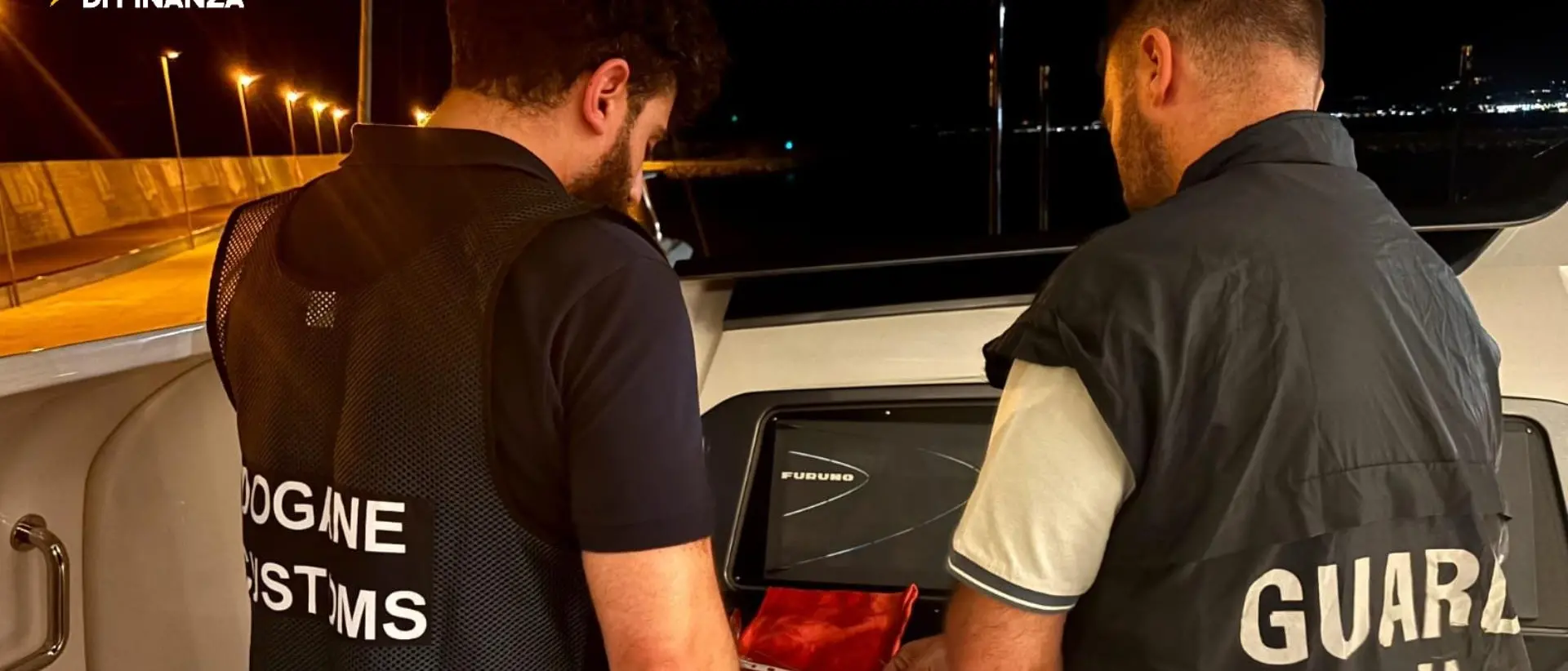 Roccella Jonica, yacht sotto sequestro per contrabbando aggravato: contestati oltre 2 milioni di euro di diritti doganali\n