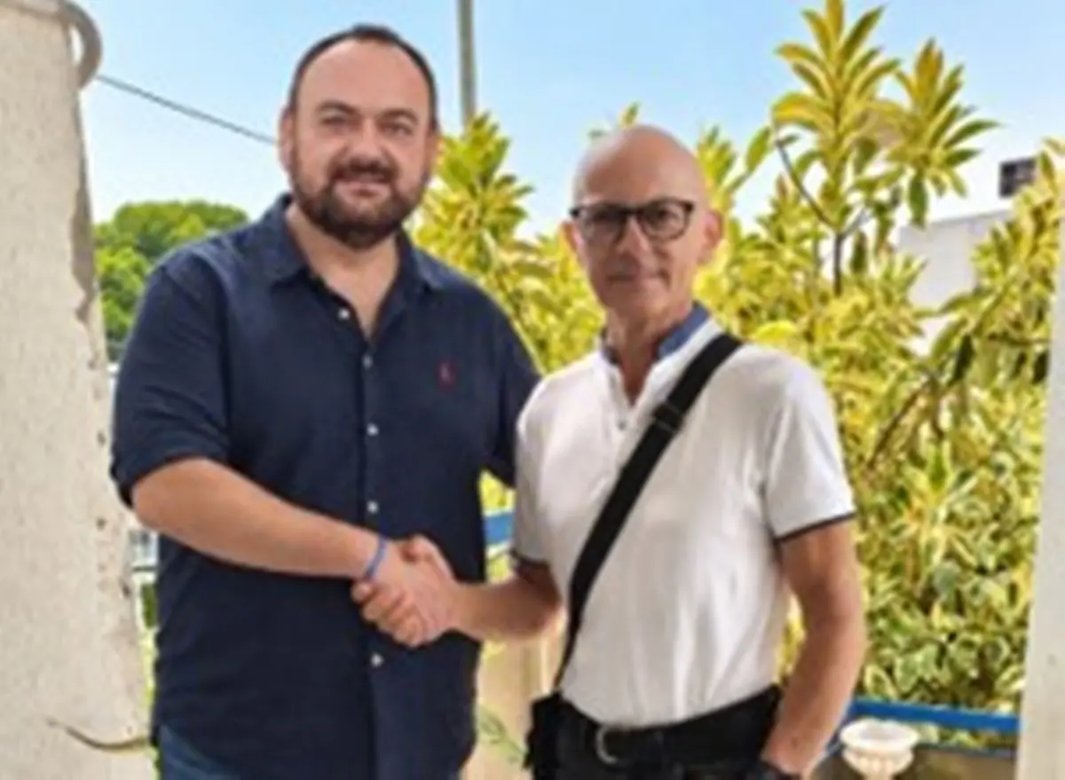 Eusebio Zinnamosca aderisce al comitato 1332 di Futuro nazionale entra nel Comitato 1332\n
