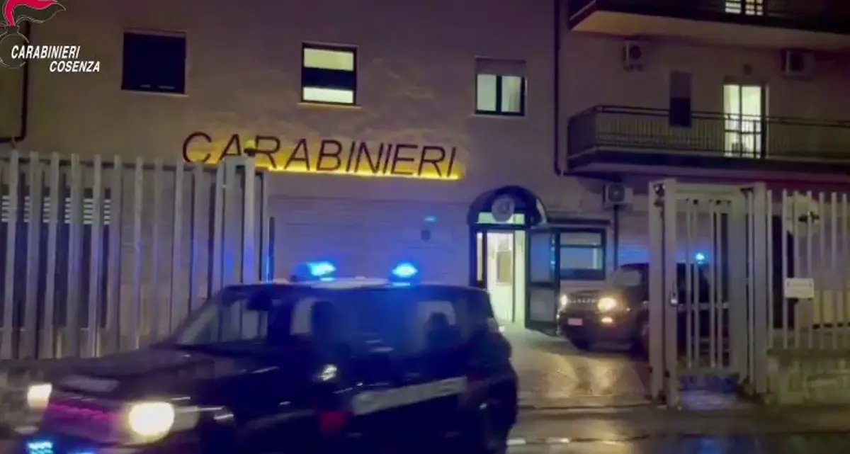 Corigliano Rossano, il capo clan guidava il racket dei ricatti dalla sua cella | VIDEO