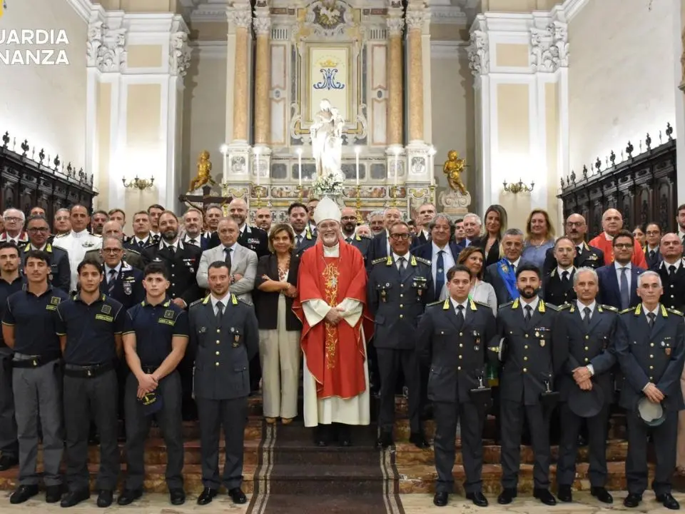La Guardia di Finanza di Vibo celebra San Matteo: al Duomo la messa in onore del patrono delle Fiamme Gialle