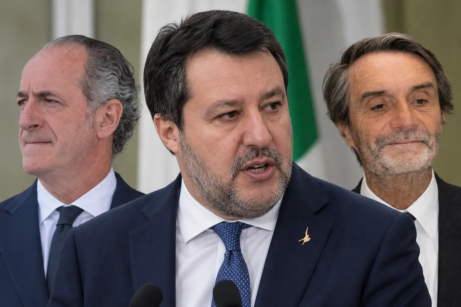 Lega, l’aut-aut del Nord: Salvini lasci a ottobre o nascerà una nuova Lega Nord. Le indiscrezioni verso il congresso\n