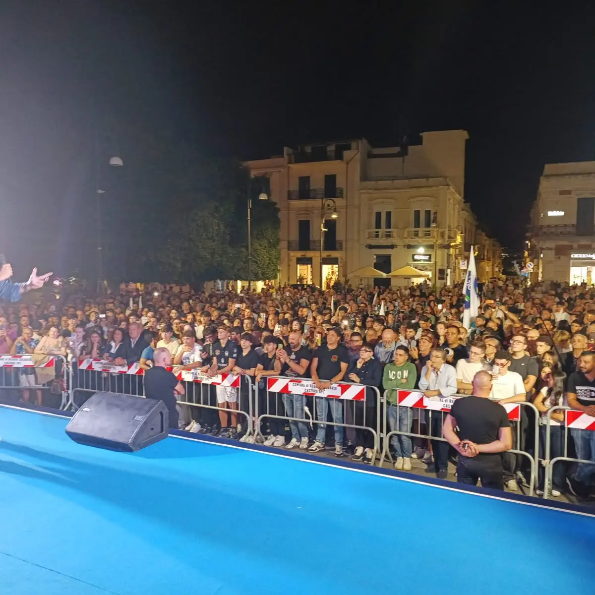 <p>Vannacci a Reggio Calabria: «Qui non per contrastare Forza Italia ma se sono nervosi prendano una camomilla»</p>