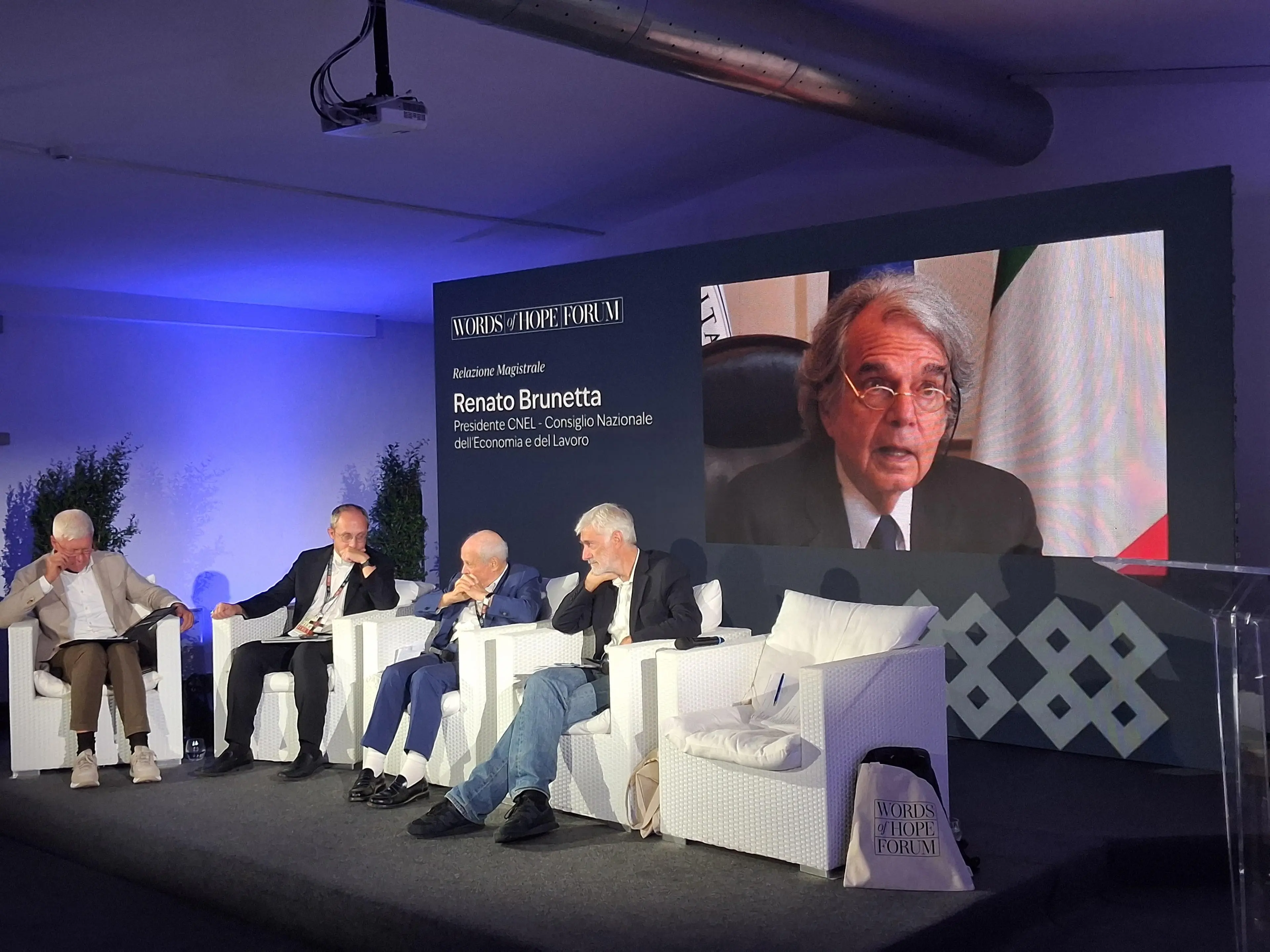 «L’algoritmo non può diventare il nuovo direttore del personale»: Brunetta e la sfida dell’AI sul lavoro