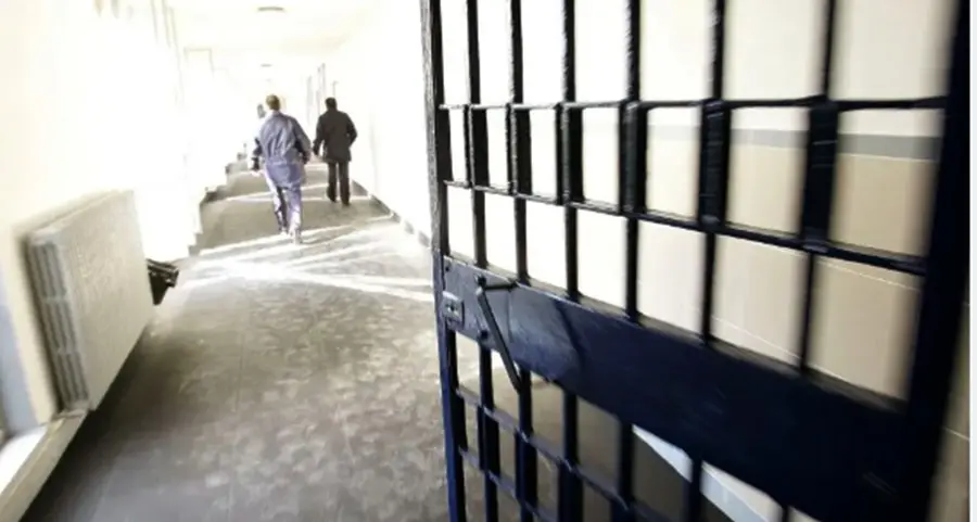 Dal carcere ordina l’assunzione del figlio, poi mandarini, gasolio e 2mila euro: le accuse della Dda a Giovanni Arturi\n