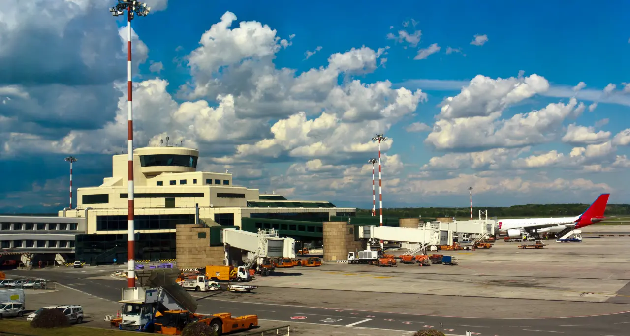 I fili neri tra ’ndrangheta e politica a Milano\u00A0e i favori a Malpensa per le assunzioni: «Fai il suo nome, non il mio»\n