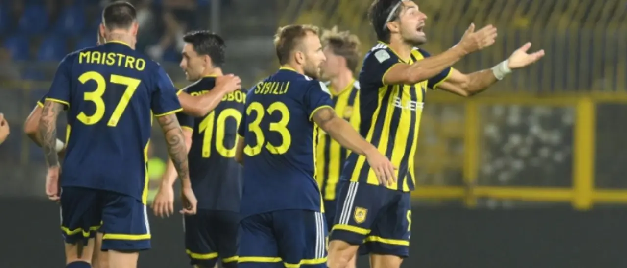 Serie B, nuova penalizzazione per la Juve Stabia: quattro punti in meno\n