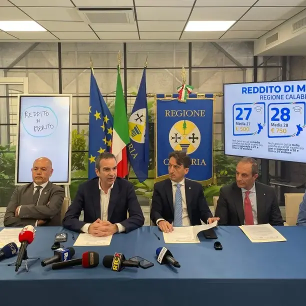 Reddito di merito, la Regione Calabria incontra accademie e conservatori\n