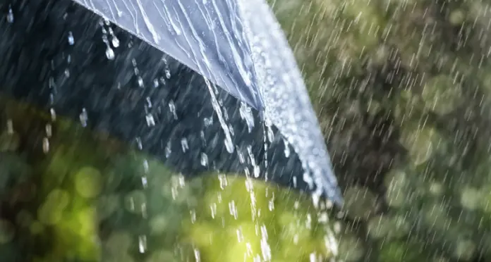 Addio estate,\u00A0domani allerta gialla: maltempo su tutta la Calabria con piogge e temporali\n