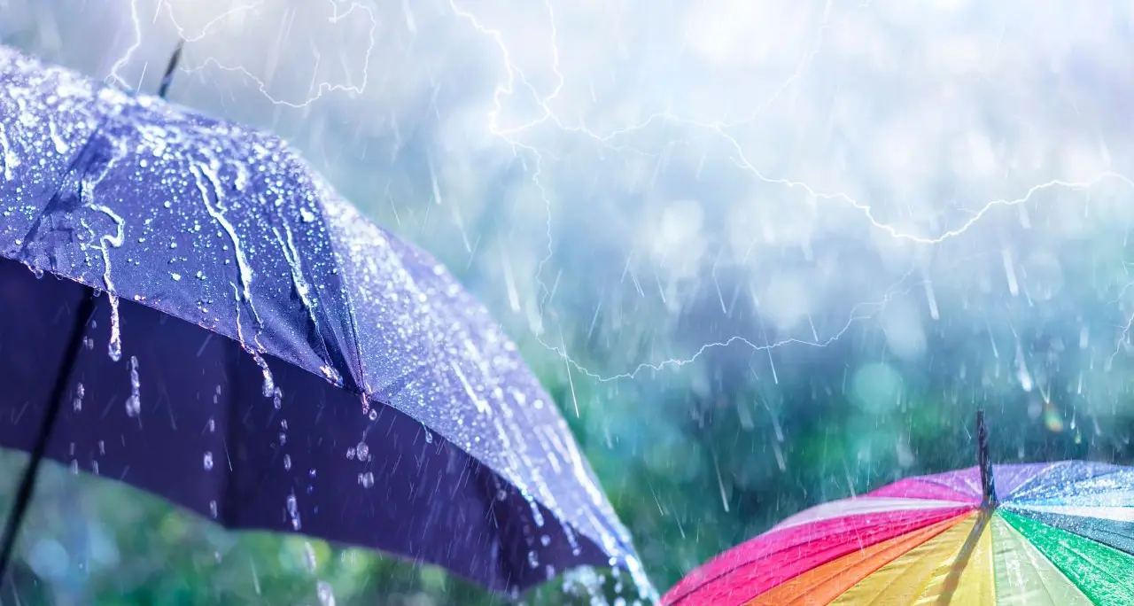 <p>Allerta gialla domani in Calabria, nel Vibonese temperature giù e<span style=\"color:hsl(0, 75%, 60%);\"> temporali in arrivo</span>: le previsioni</p>