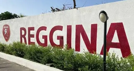 \"Tre Respiri\" entra al Granillo: la Reggina al fianco del progetto contro le truffe digitali e finanziarie\n