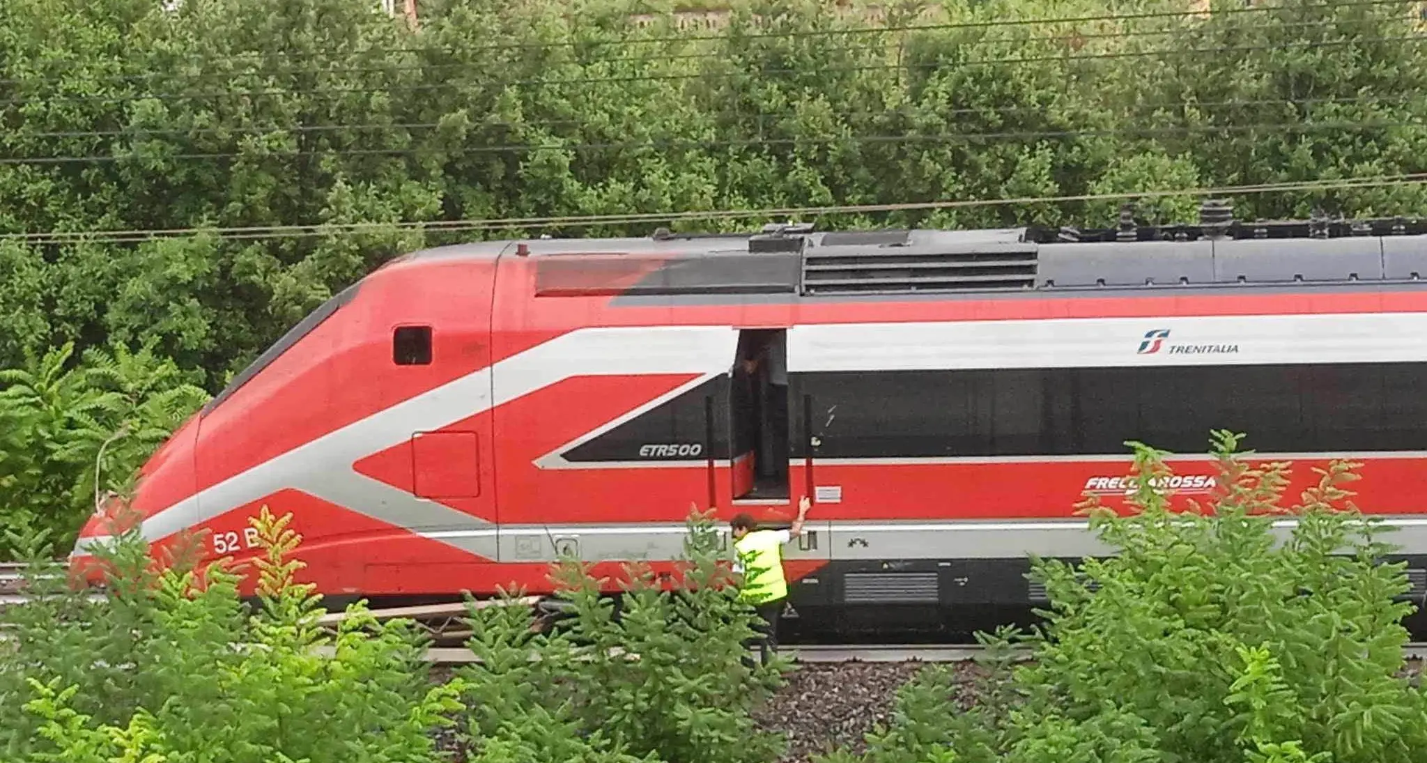 Treni in Calabria ancora nel caos: convogli con oltre 240 minuti di ritardo, ecco quali\n