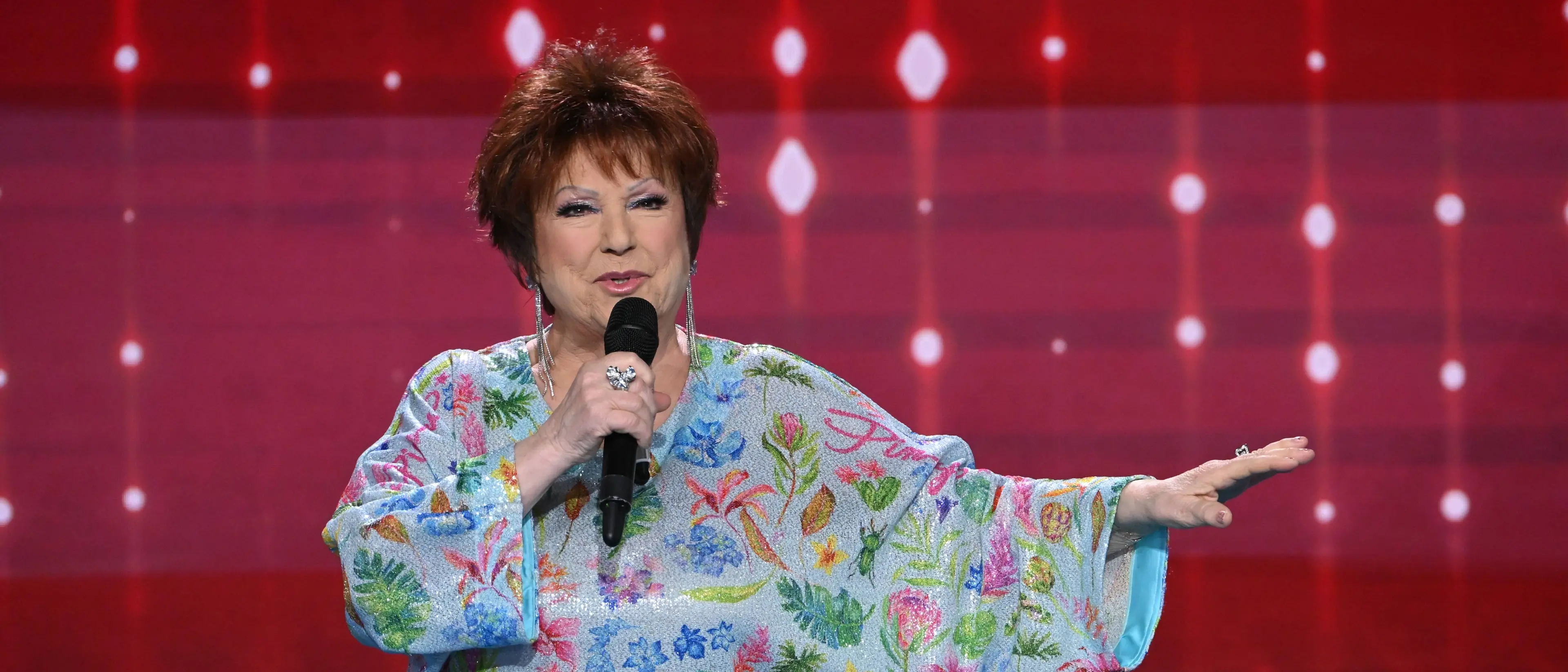 Sant’Onofrio, il concerto di Orietta Berti chiuderà la festa della Santa Croce: due giorni di fede, musica e divertimento\n