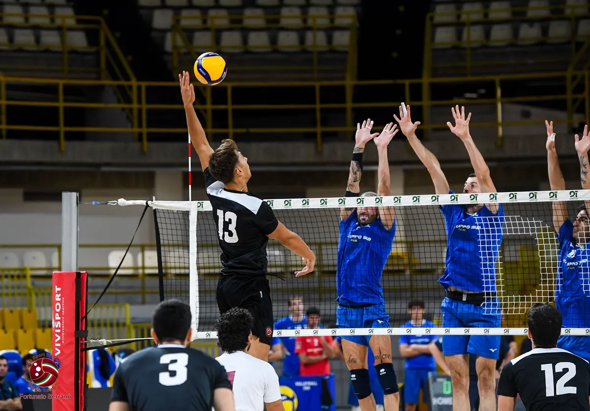 Volley, al Palacalafiore amichevole di spessore tra Domotek Reggio e Sviluppo Sud Palmi