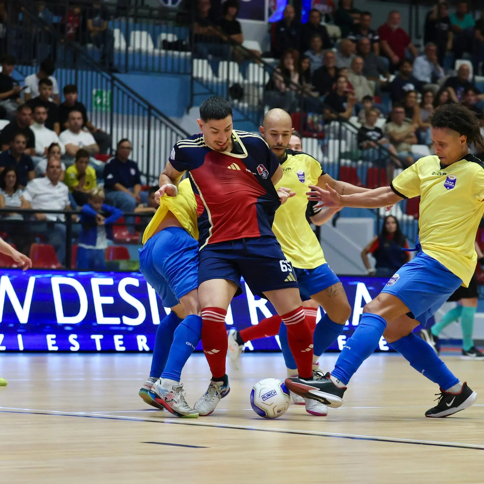 Serie A2 Élite, pari nel derby calabrese di futsal: Pirossigeno Cosenza-Futura 2-2\n