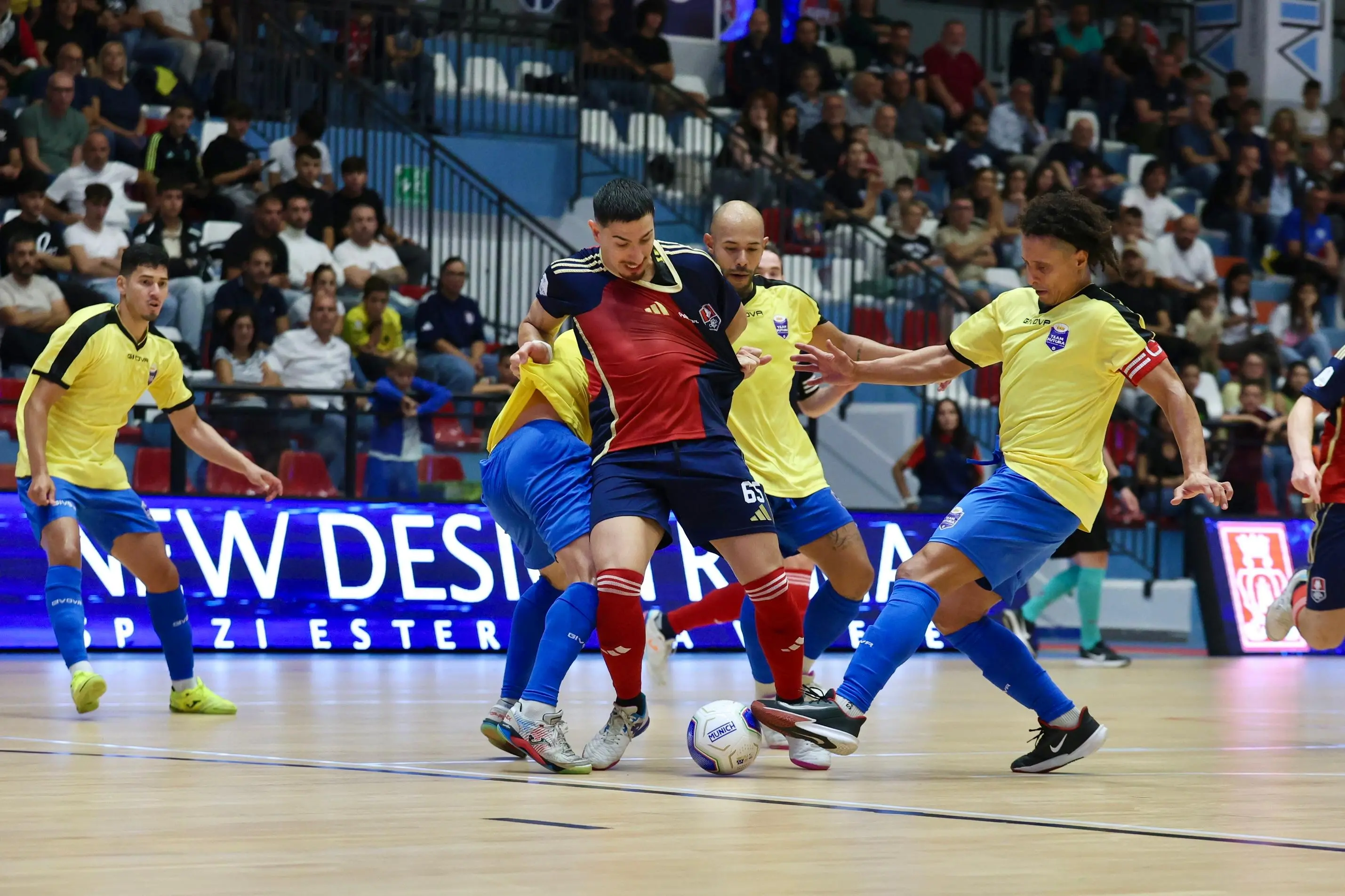 Serie A2 Élite, pari nel derby calabrese di futsal: Pirossigeno Cosenza-Futura 2-2\n