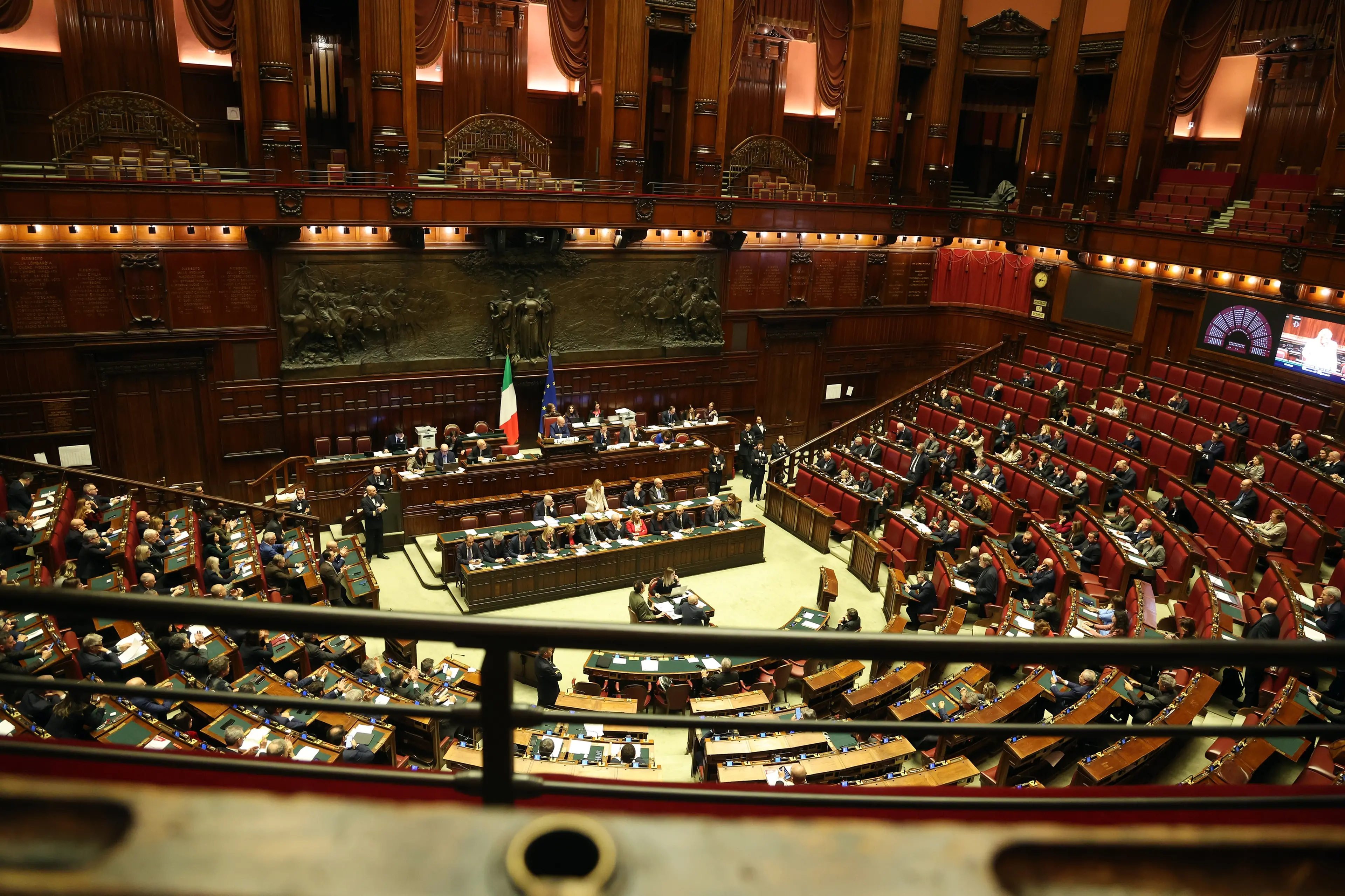 Nuova legge elettorale, il paradosso dello 0,1%: quando un decimale può valere 105 parlamentari\n