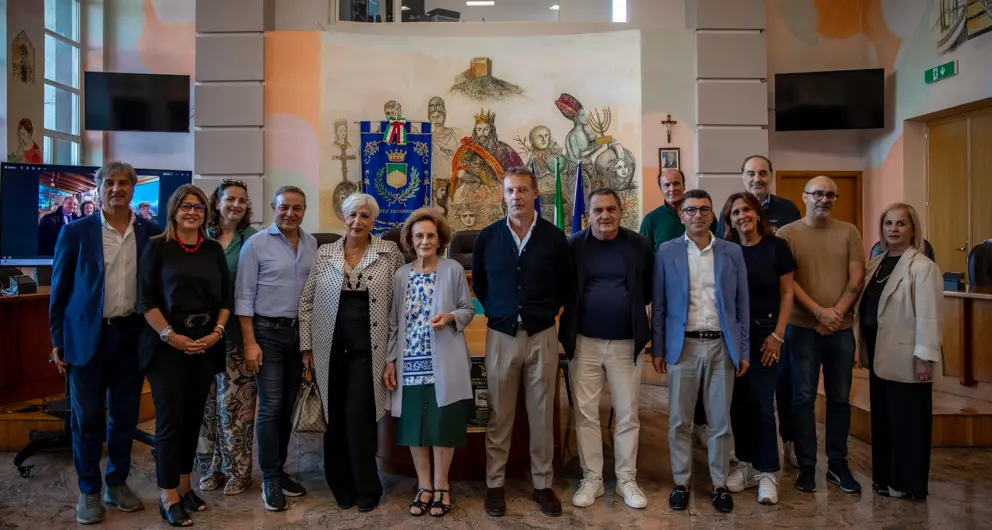 La Commissione Cultura premia Vittoria Bacher, maestra simbolo della scuola cosentina\n
