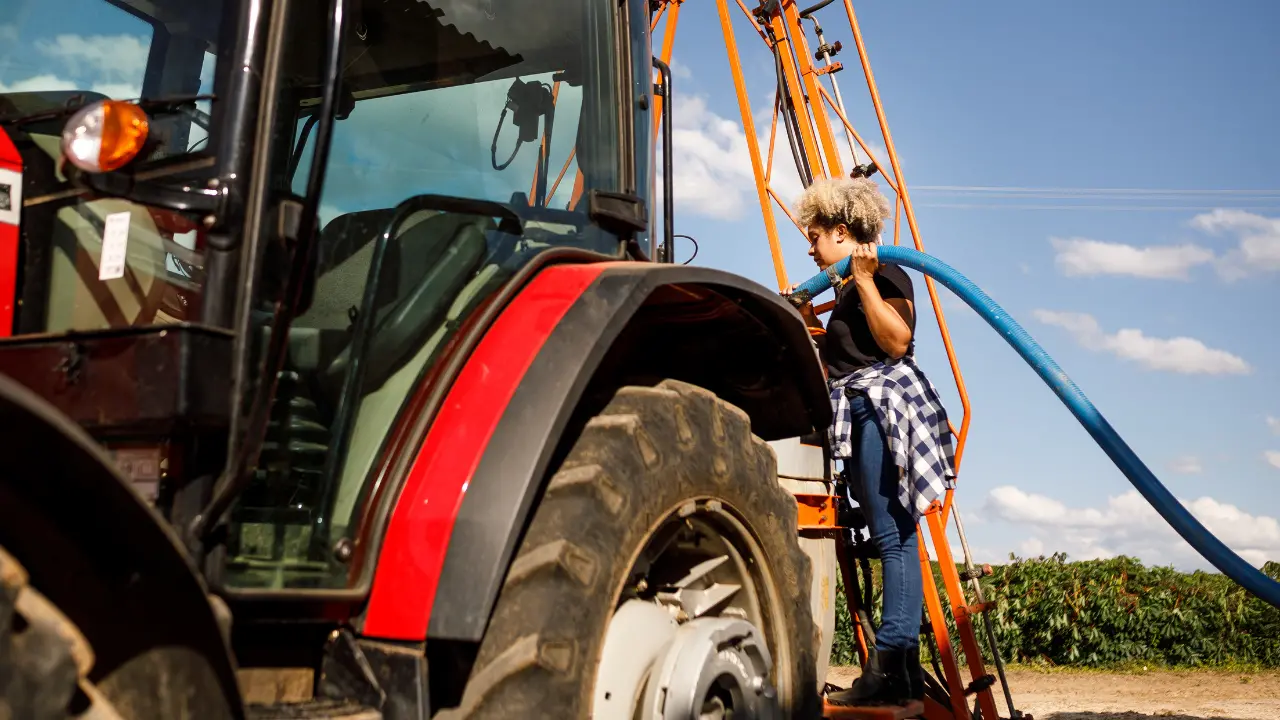 Caro carburante e costi alle stelle, gli agricoltori calabresi si mobilitano: a Pizzo il presidio per il Vibonese\n
