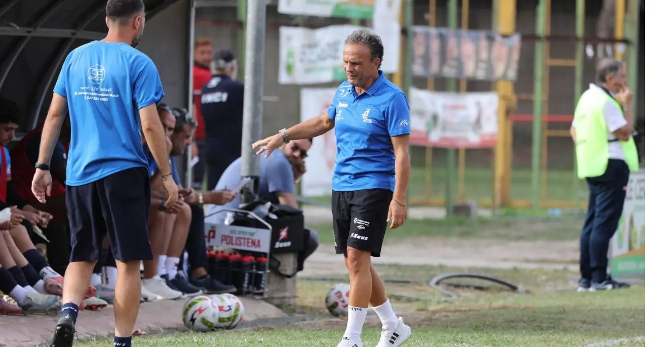 Promozione B, lo Sporting Polistena vola in vetta a punteggio pieno. Ferraro: «Vogliamo essere protagonisti»\n\n\n