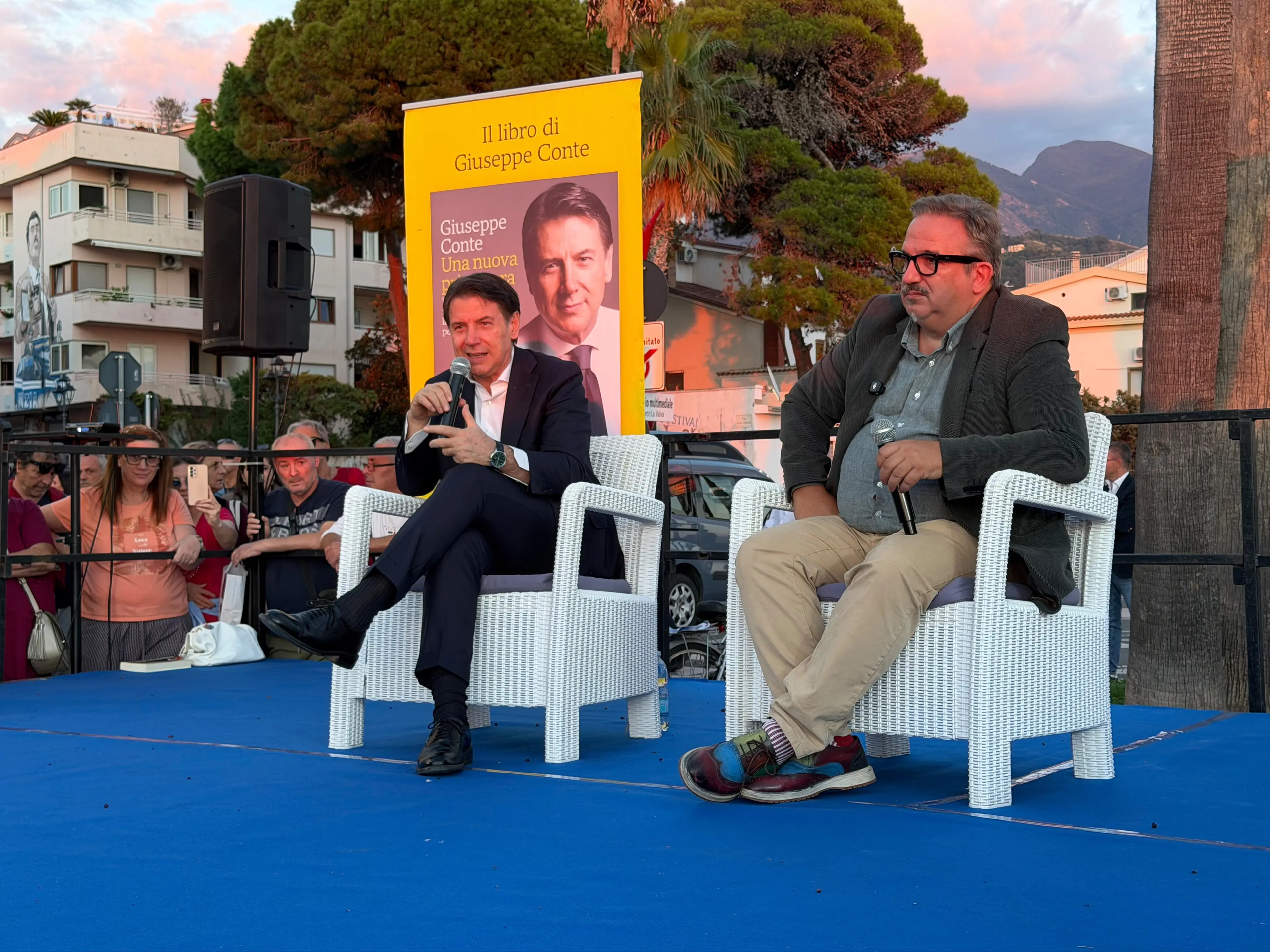 Conte boccia il Ponte sullo Stretto: «Progetto senza senso. Risorse alla scuola per il futuro»\n