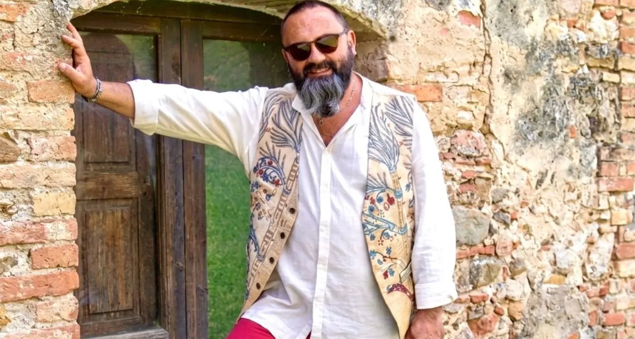 Gioacchino da Fiore va di moda: la sfida tessile di Domenico Caruso\n
